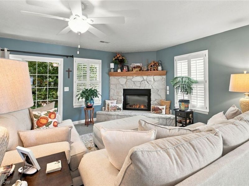 208 Lavender Lane, Madison, OH 44057 Photo 8