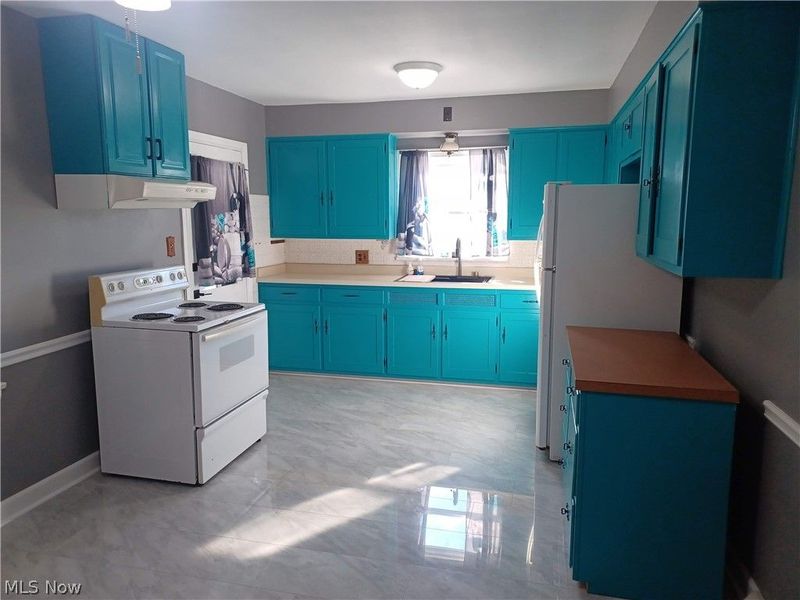 937 Mathews, Youngstown, OH 44512 Photo 3