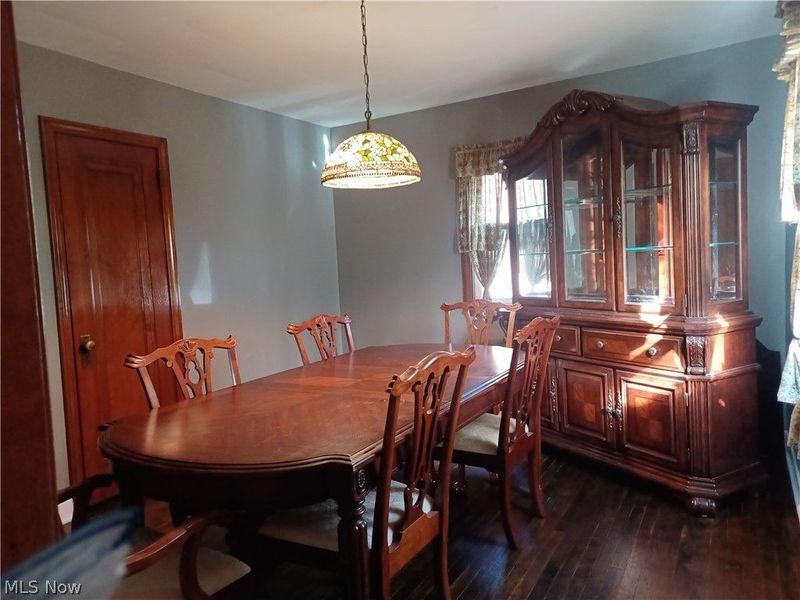 937 Mathews, Youngstown, OH 44512 Photo 4