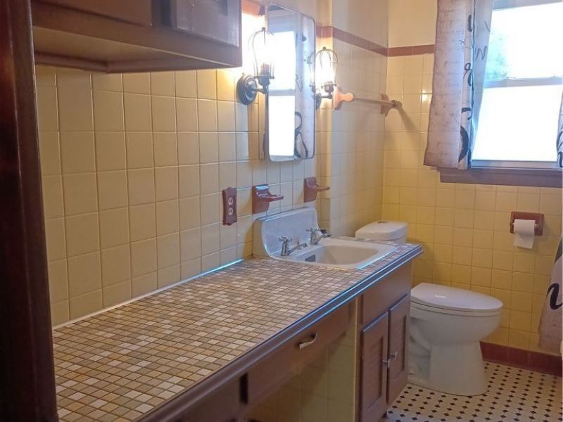 937 Mathews, Youngstown, OH 44512 Photo 5