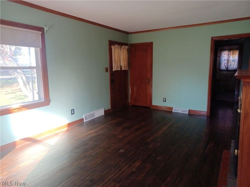 937 Mathews, Youngstown, OH 44512 Photo 7