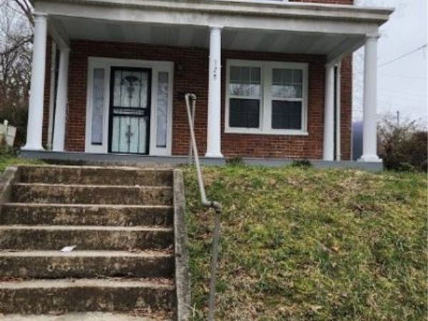 328 Dalton Avenue , Petersburg, VA 23803