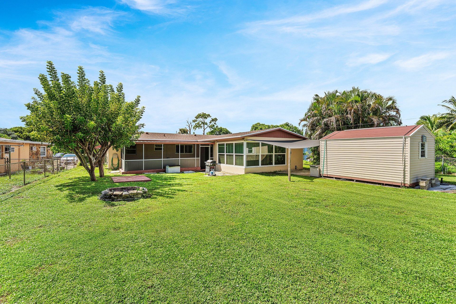 740 Caroline Avenue, West Palm Beach, FL 33413 Photo