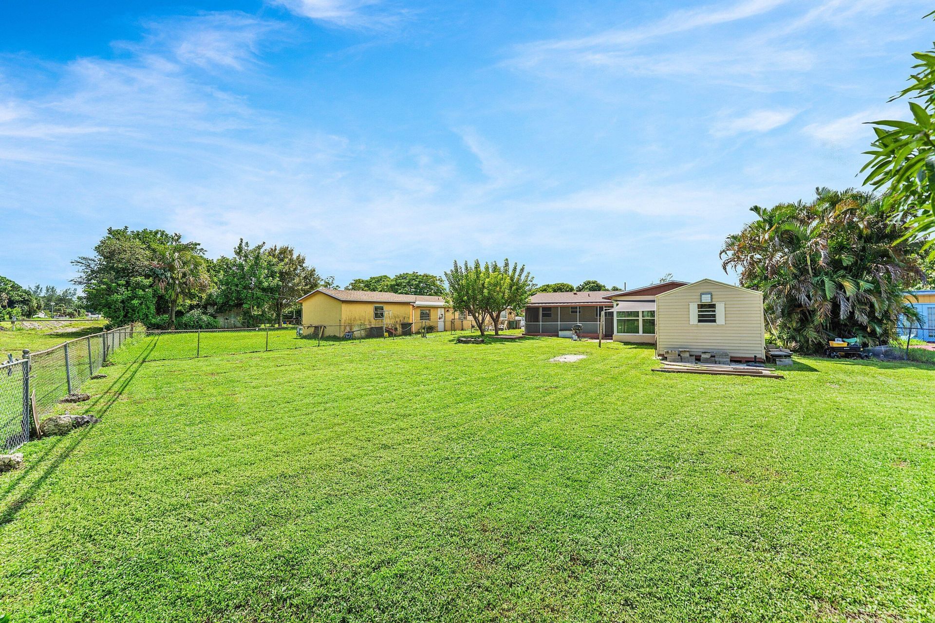 740 Caroline Avenue, West Palm Beach, FL 33413 Photo