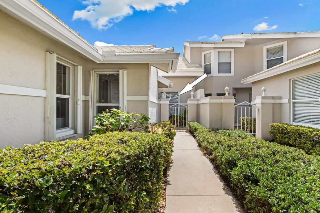 2380 SW Foxpoint Way, Palm City, FL 34990 Photo