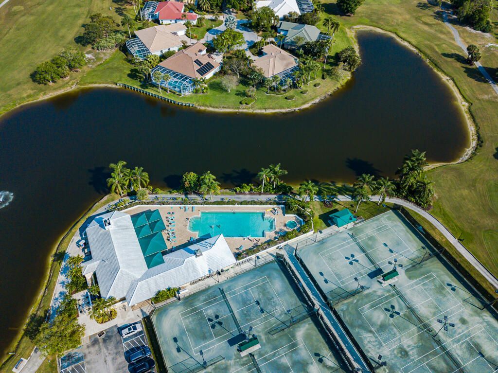 2380 SW Foxpoint Way, Palm City, FL 34990 Photo
