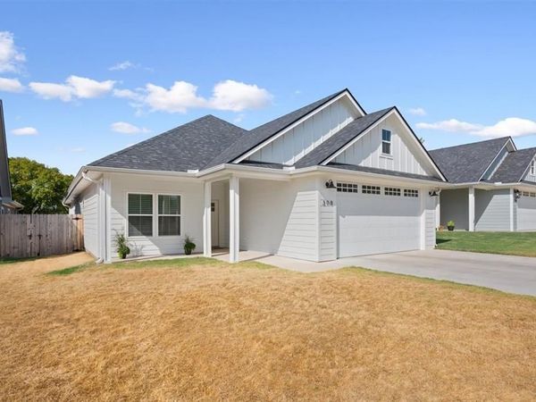 308 N Main Street, McGregor, TX 76657