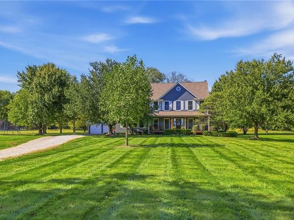 24112 S Wildgoose Lane, Peculiar, MO 64078