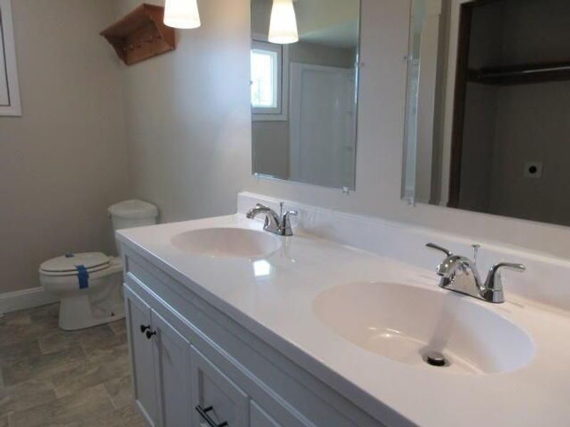 2740 Village Drive, Zanesville, OH 43701 Photo 17