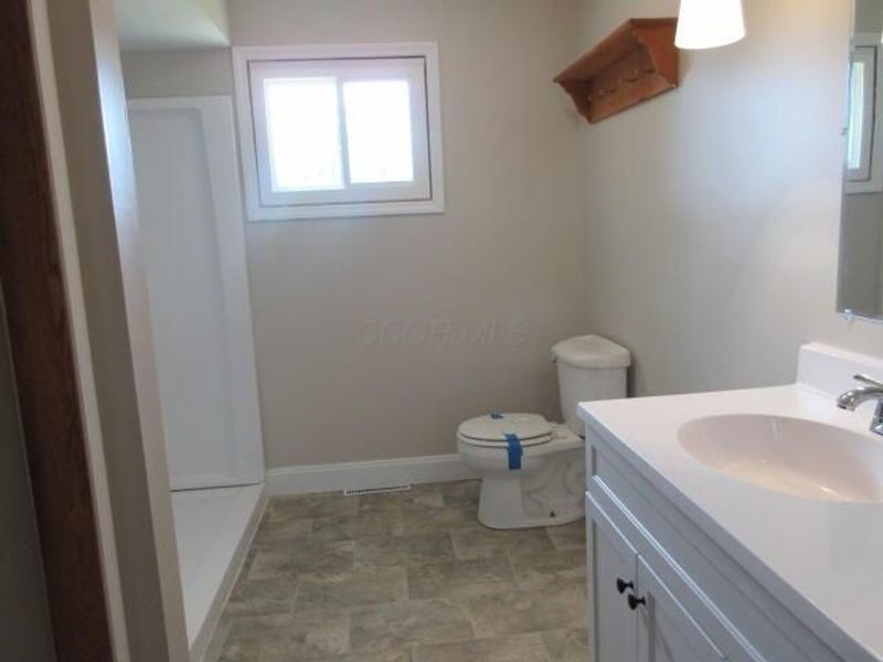 2740 Village Drive, Zanesville, OH 43701 Photo 18