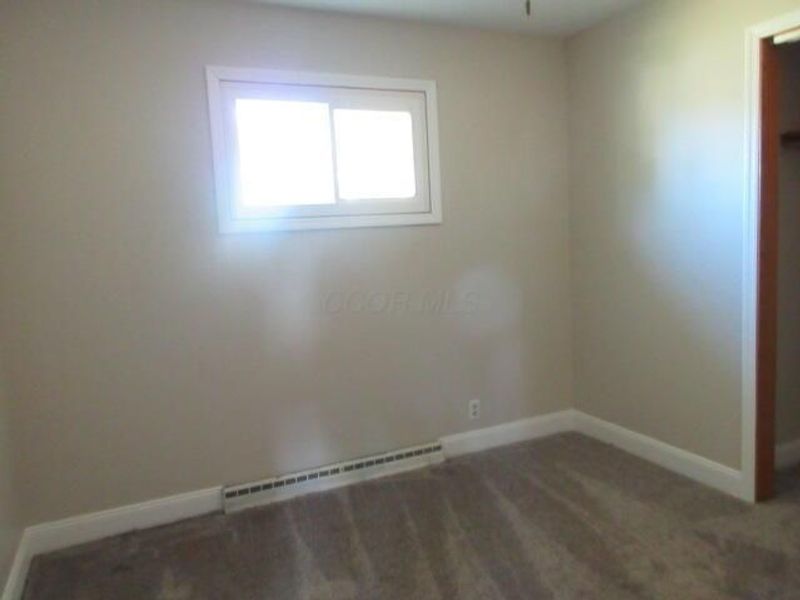 2740 Village Drive, Zanesville, OH 43701 Photo 24