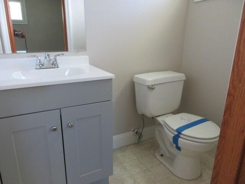 2740 Village Drive, Zanesville, OH 43701 Photo 31