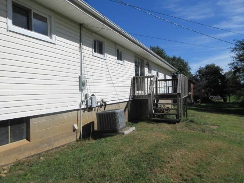 2740 Village Drive, Zanesville, OH 43701 Photo 36