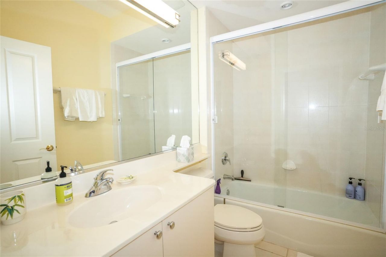 7475 Botanica Parkway, Unit 201BD1, Sarasota, FL 34238 Photo
