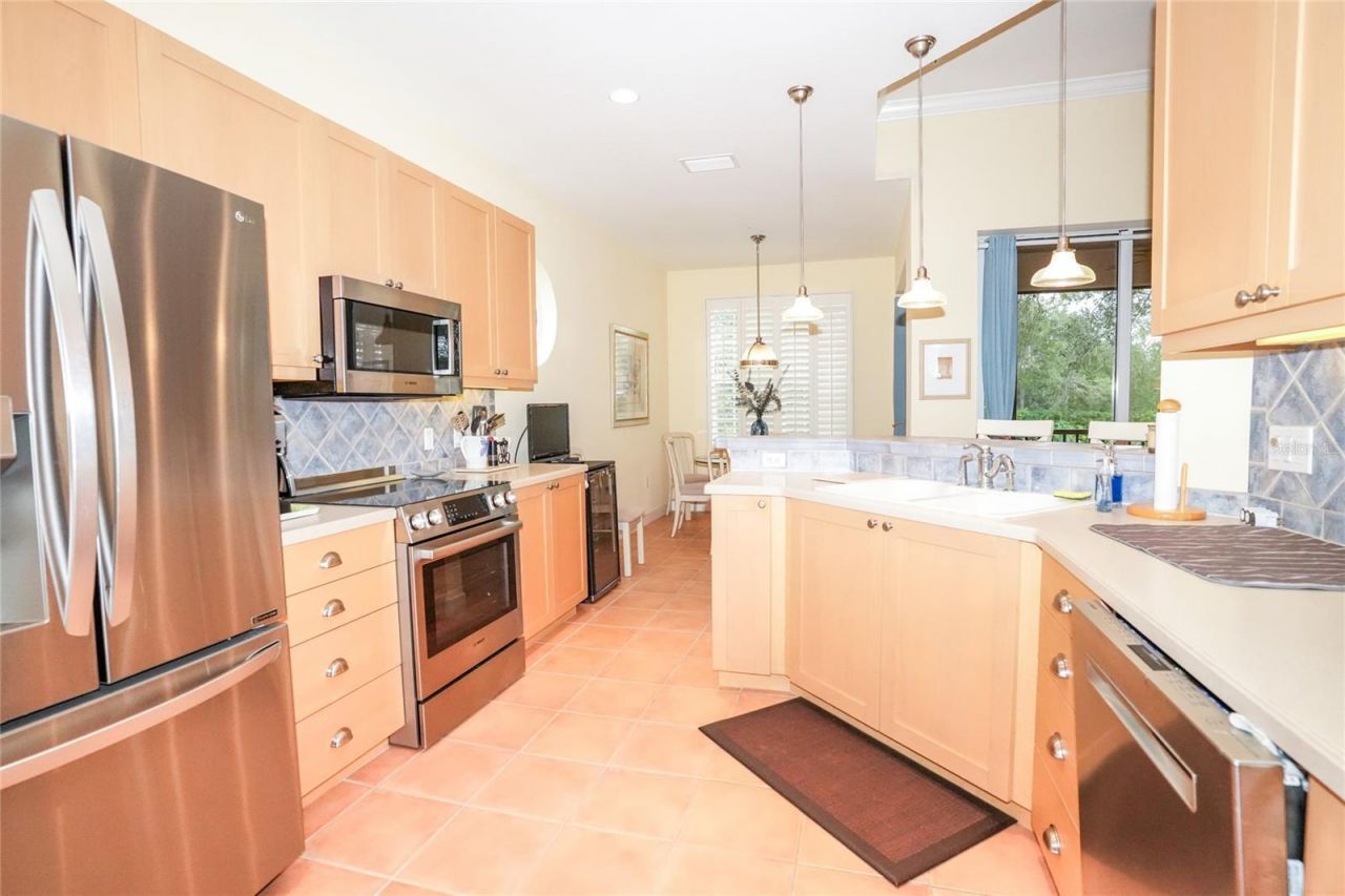 7475 Botanica Parkway, Unit 201BD1, Sarasota, FL 34238 Photo
