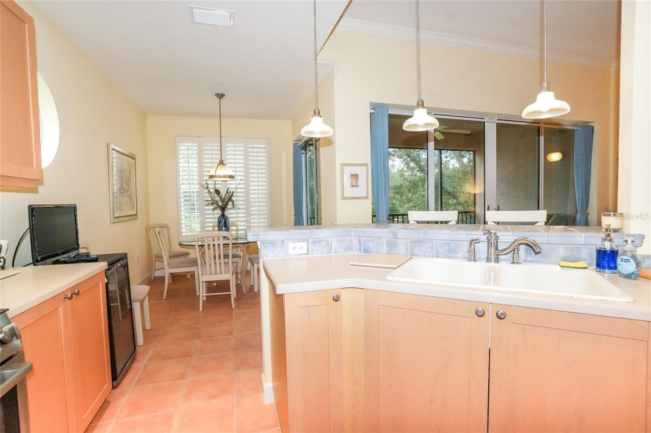 7475 Botanica Parkway, Unit 201BD1, Sarasota, FL 34238 Photo
