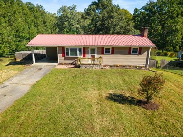 1945 Plantation Dr SE, Cleveland, TN 37323