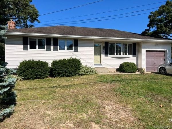 226 Estelle Avenue , Holbrook, NY 11741