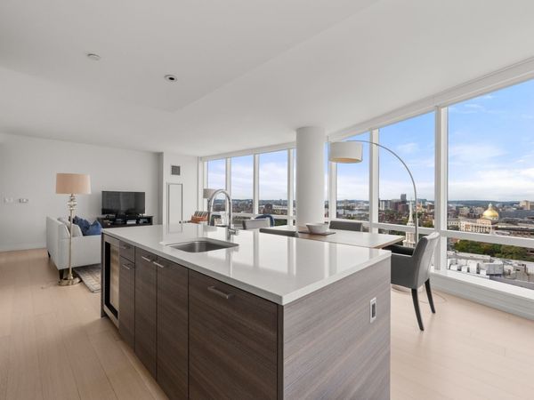 1 Franklin St, Unit 2404, Boston, MA 02110
