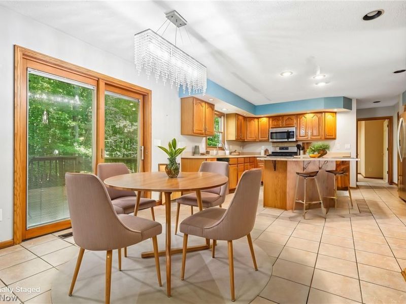 1981 Fairway Drive, Uniontown, OH 44685 Photo 12