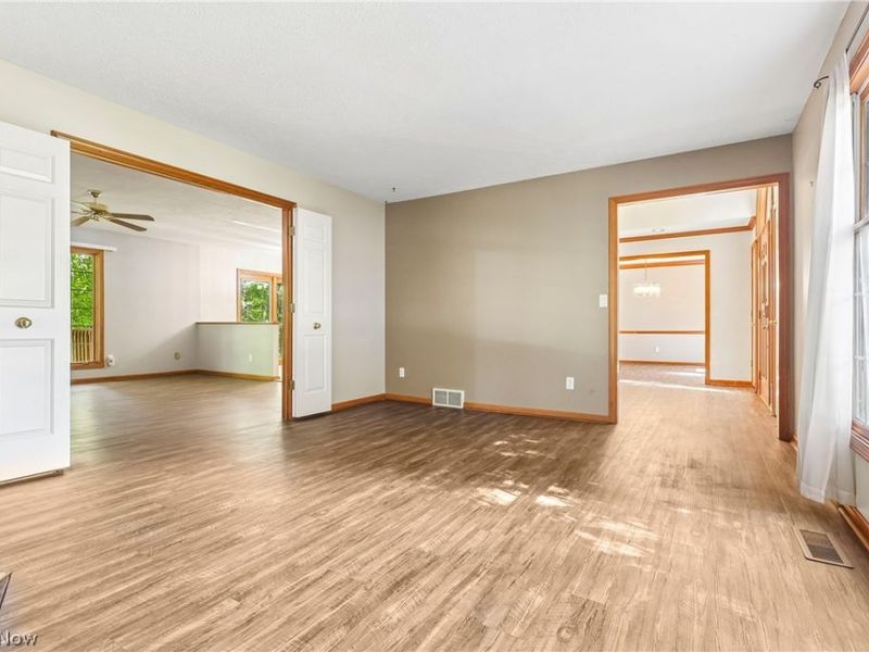1981 Fairway Drive, Uniontown, OH 44685 Photo 8