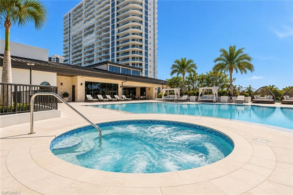 4810 Pelican Colony, Unit 403, Bonita Springs, FL 34134 Photo