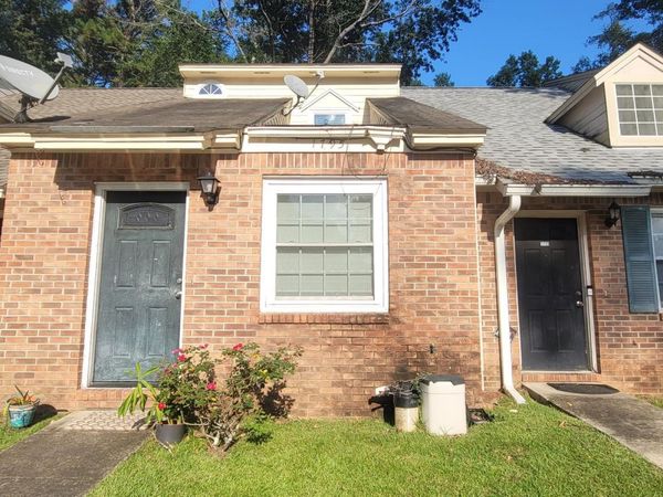 1795 Falconcrest Street , Tallahassee, FL 32303