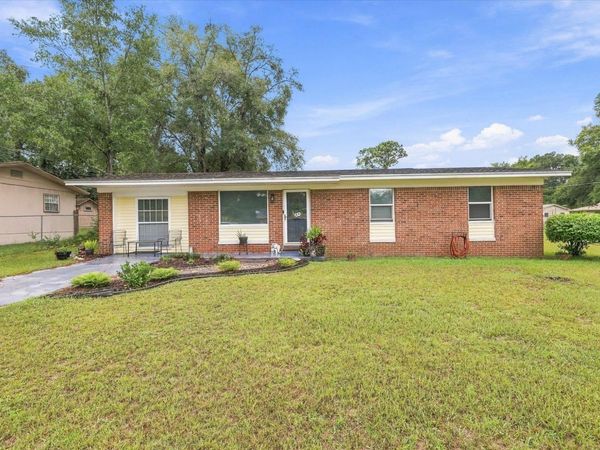 1013 BOB WHITE Drive, Tallahassee, FL 32305