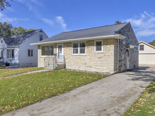 371 17TH STREET, Fond Du Lac, WI 54935