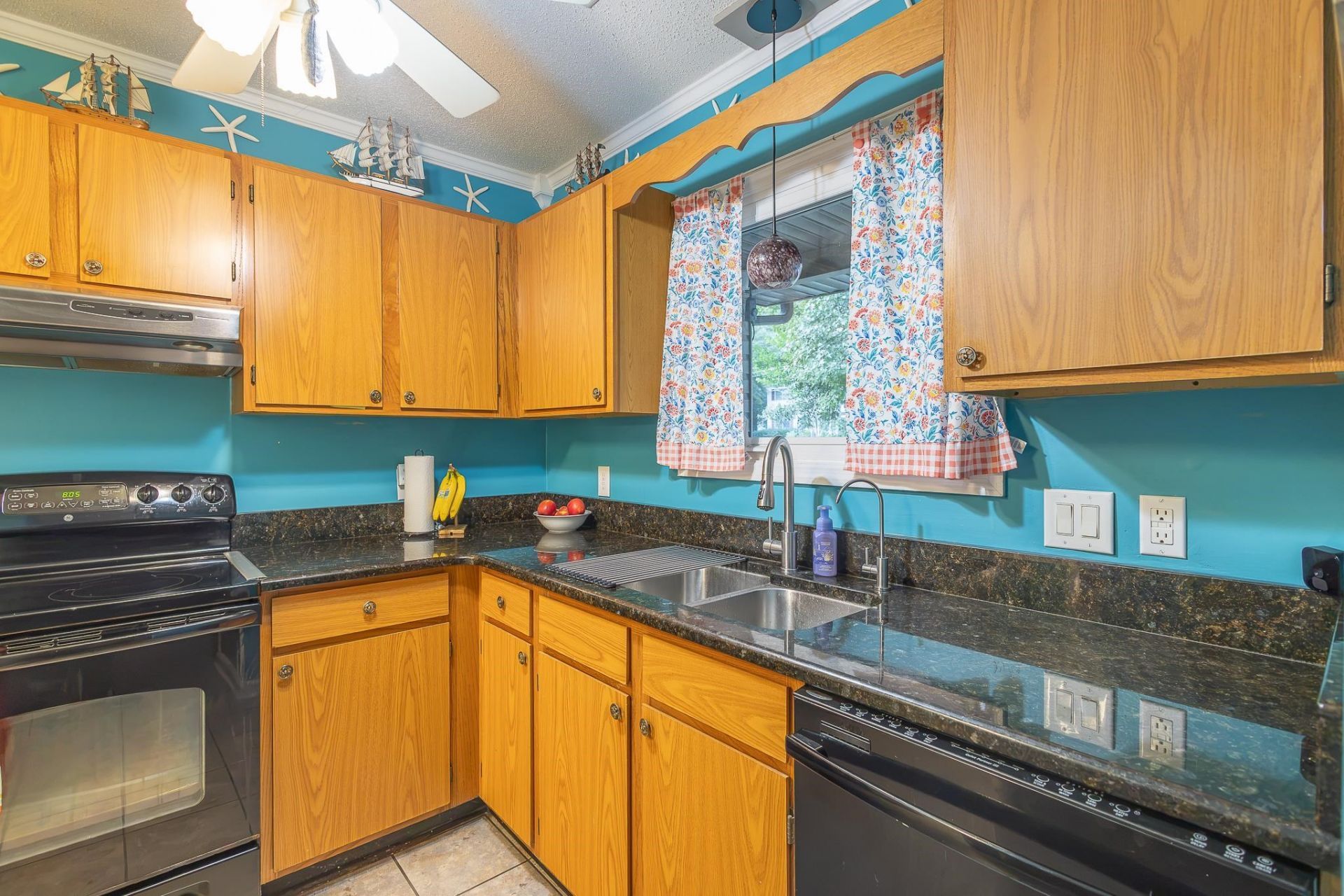 624 Surfside Dr.  Photo 20