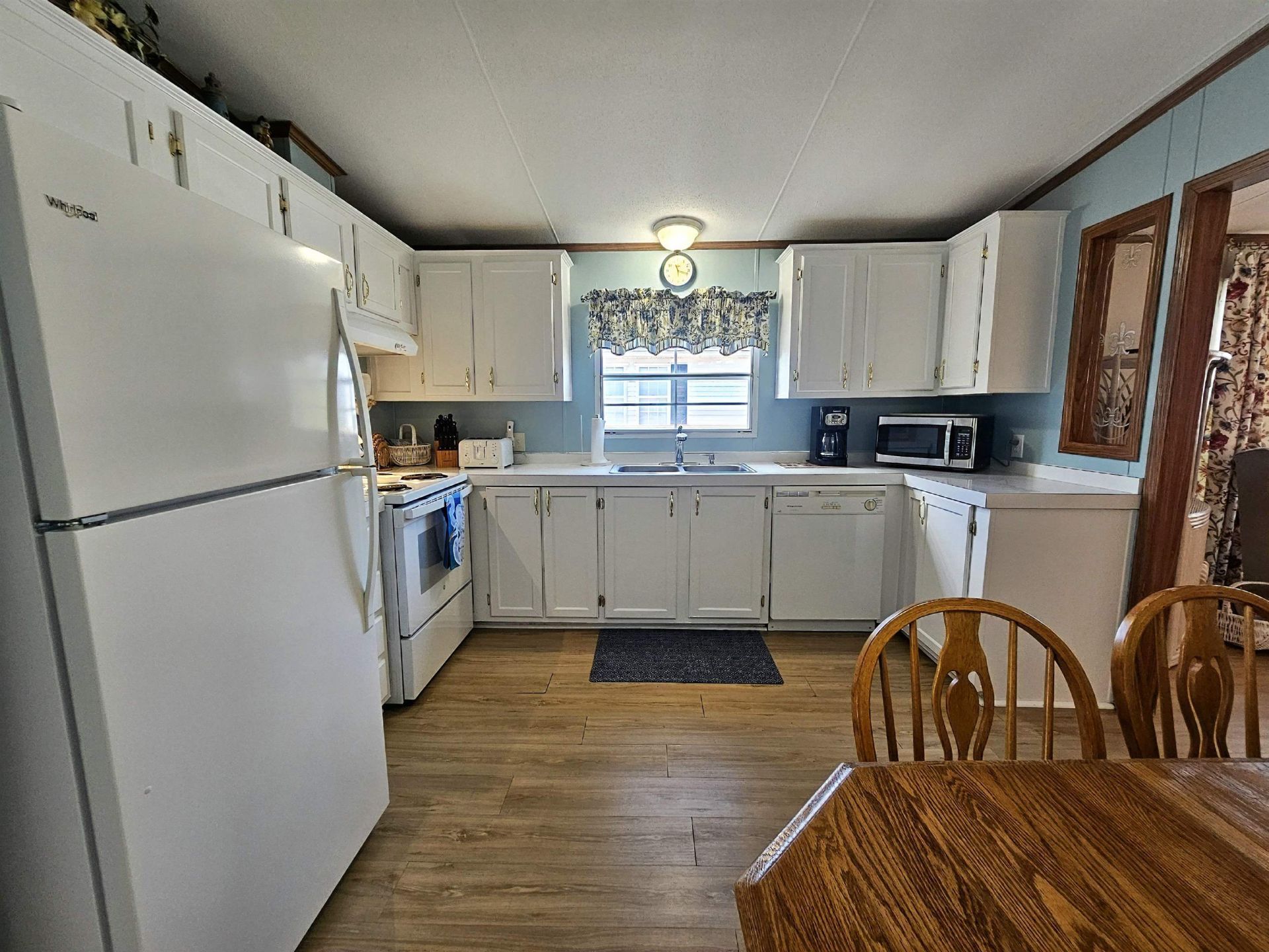 1615 Mason Circle  Photo 10