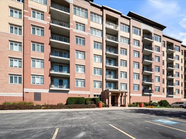 1199 E Port Clinton Road , Unit 710, Vernon Hills, IL 60061