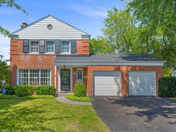 2910 Orchard Lane, Wilmette, IL 60091
