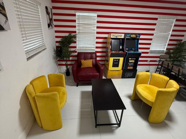 1680 NE 146TH Street, North Miami, FL 33181