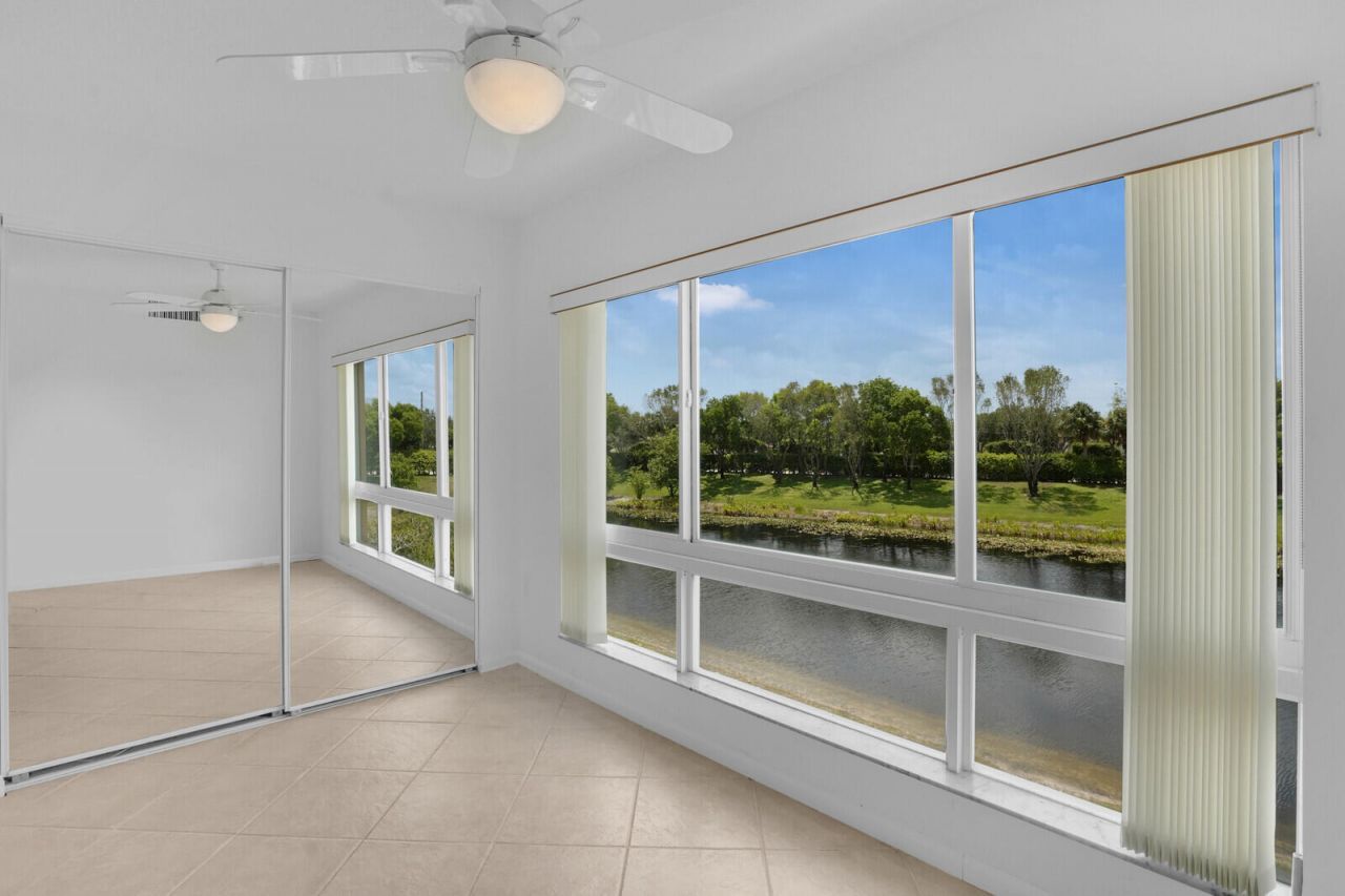 5874 Crystal Shores Drive, Unit 308, Boynton Beach, FL 33437 Photo