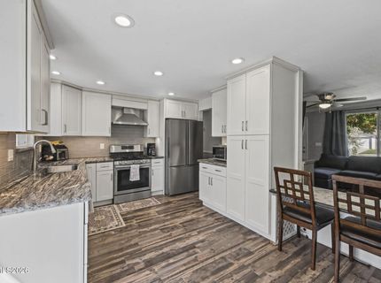 13071 Exinite Drive, Reno, NV 89506 Photo