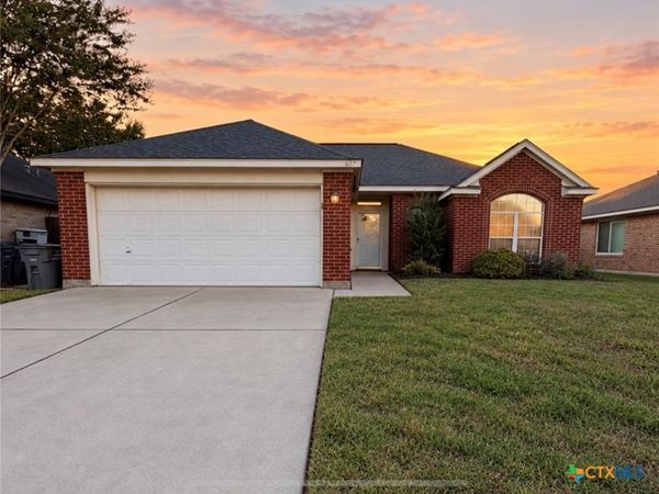 607 Ashland Creek , Victoria, TX 77901