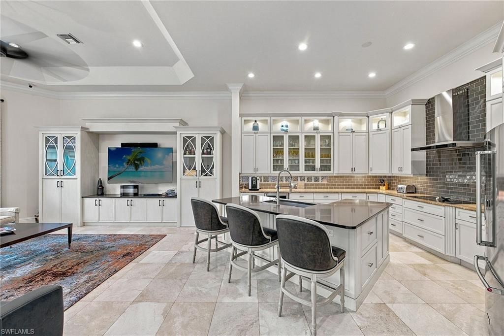 1324 Via Portofino, Naples, FL 34108 Photo