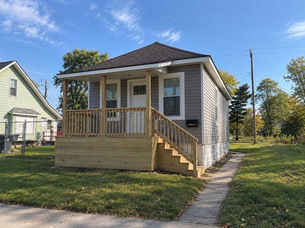 13886 McDougall, Hamtramck, MI 48212