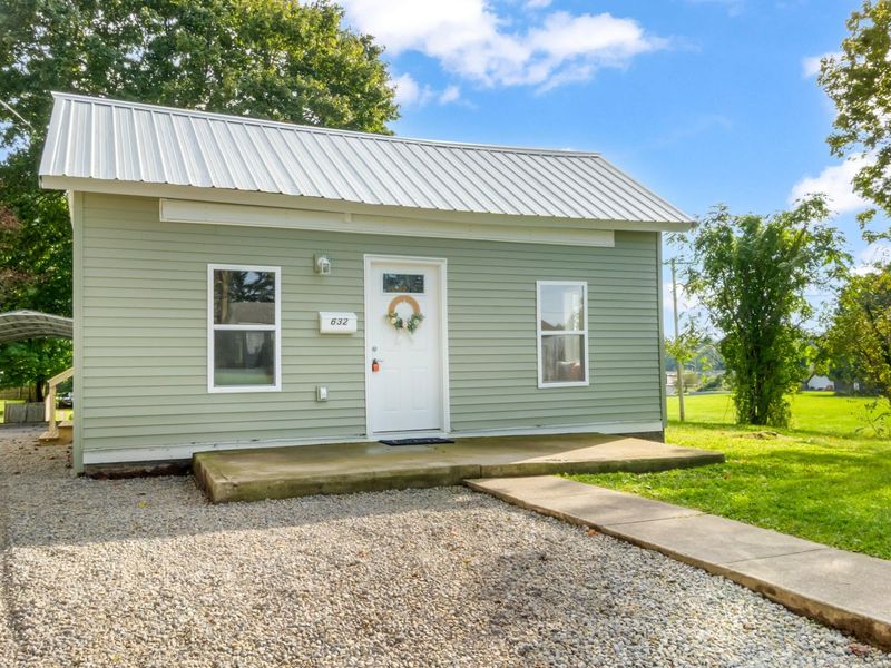 632 Oakland Avenue, Bellefontaine, OH 43311 Photo 2