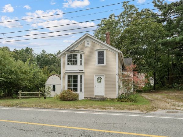 41 Lakeview St, Carver, MA 02330