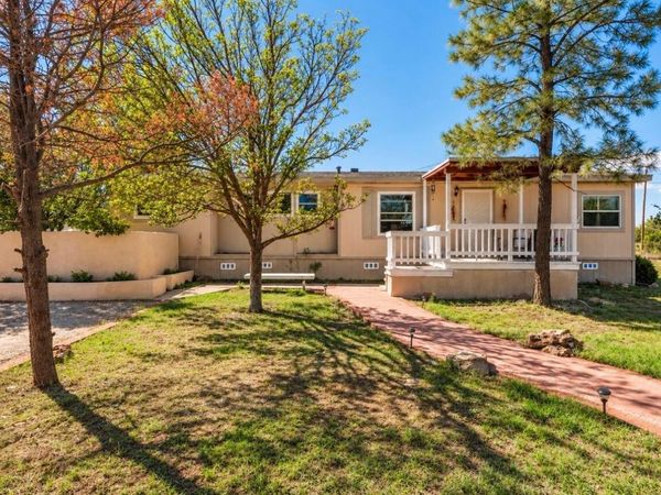 56 Park Road, Edgewood, NM 87015