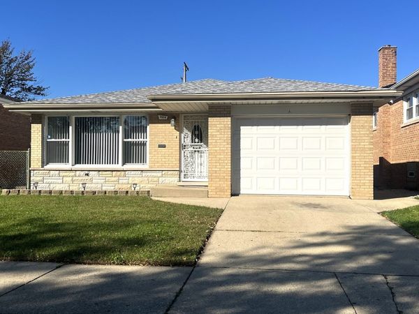 7934 S KOMENSKY Avenue , Chicago, IL 60652