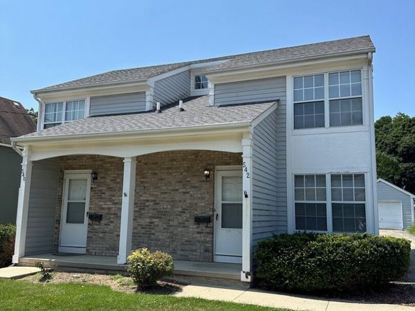 542 N CRYSTAL Avenue , Unit 542, Elgin, IL 60123