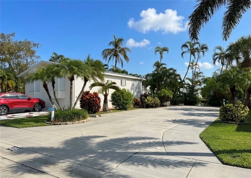 405 Imperial Wilderness Blvd , Naples, FL 34114 Photo