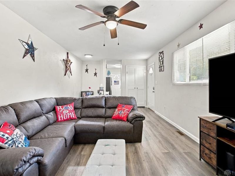 5027 Hackett Drive, Dayton, OH 45417 Photo 6