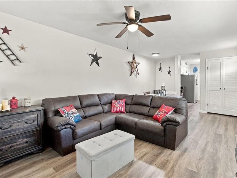 5027 Hackett Drive, Dayton, OH 45417 Photo 9
