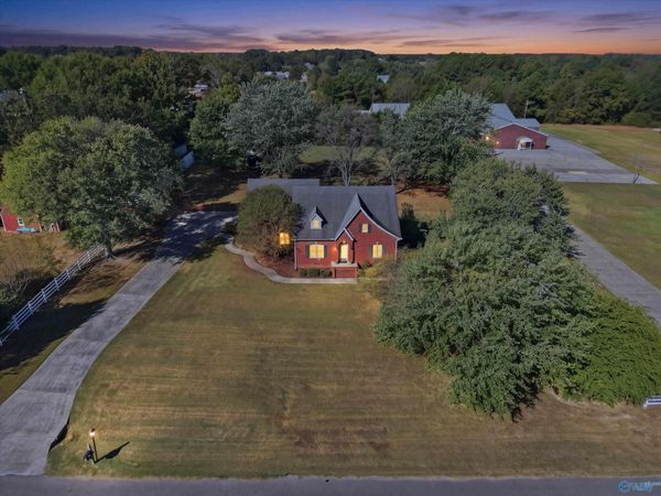 19065 Tammy Leigh Drive, Athens, AL 35614