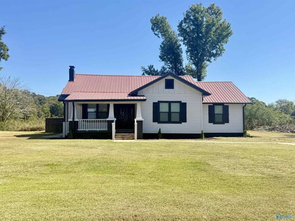 15588 Market Street, Moulton, AL 35650