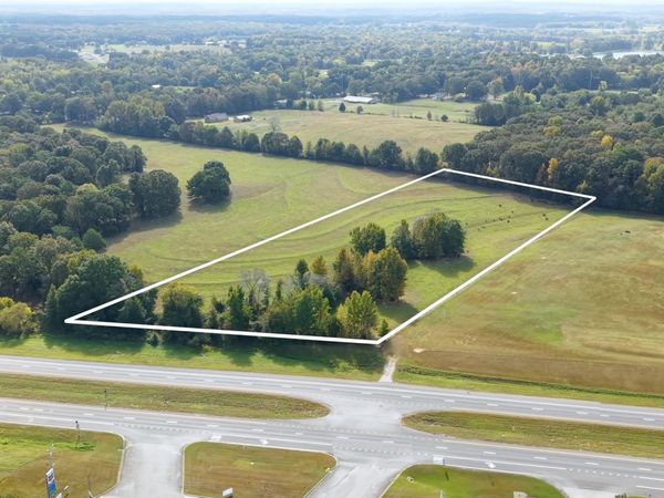 8 +/- Alabama Highway 24, Moulton, AL 35650